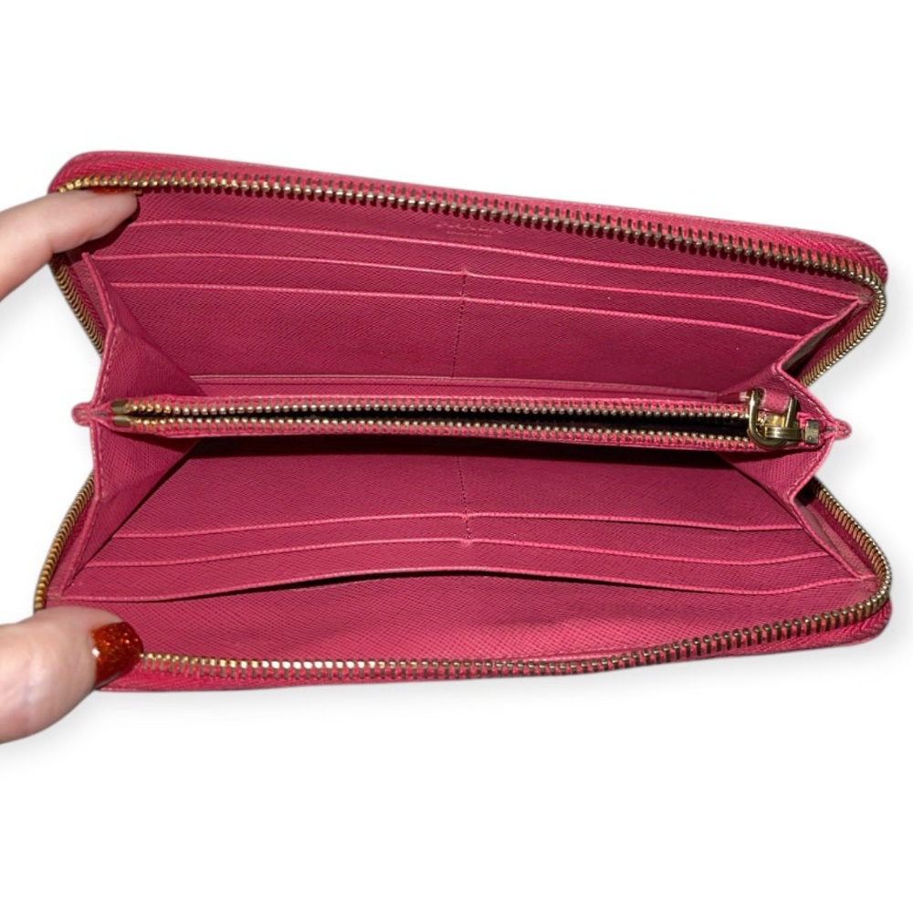 PRADA Zip Wallet Crimson Saffiano Leather Continental Wallet GUC - Picture 5 of 11